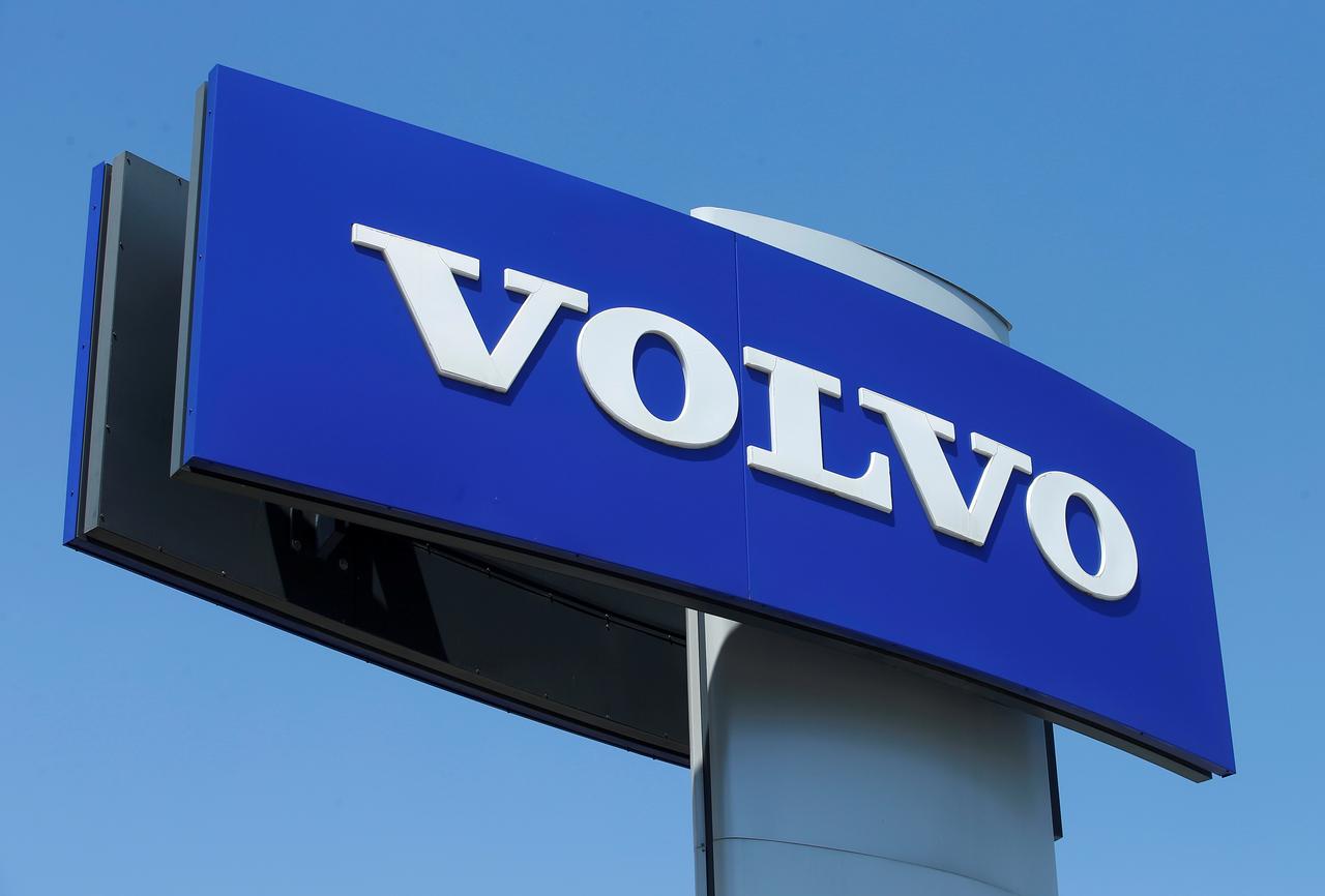 Volvo Embraces Blockchain Tech 